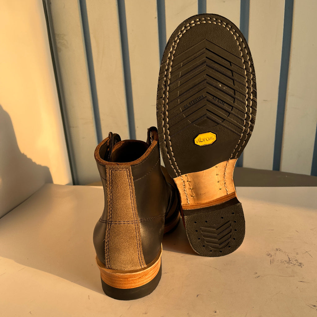 OEM ODM Custom Men Goodyear Welt Suede Patch Pointed Thick Sole Derby Work Motorcycle Leather Boots